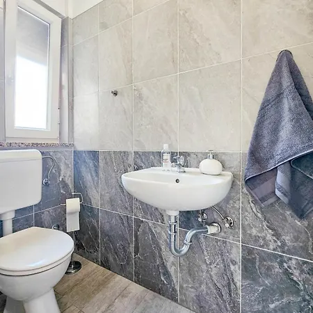 Pavlovic Apartment Buzinija