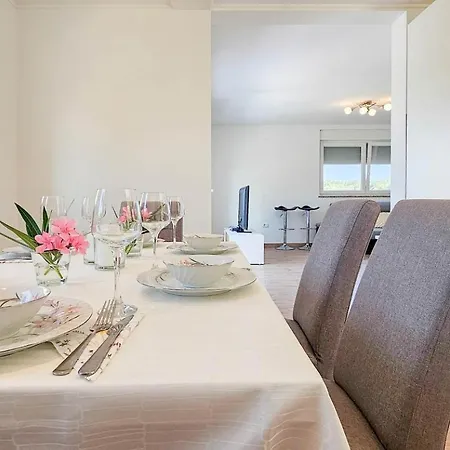 Pavlovic Apartment