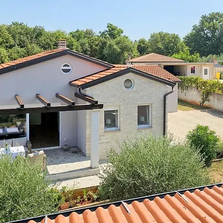 Apartment Pavlovic *